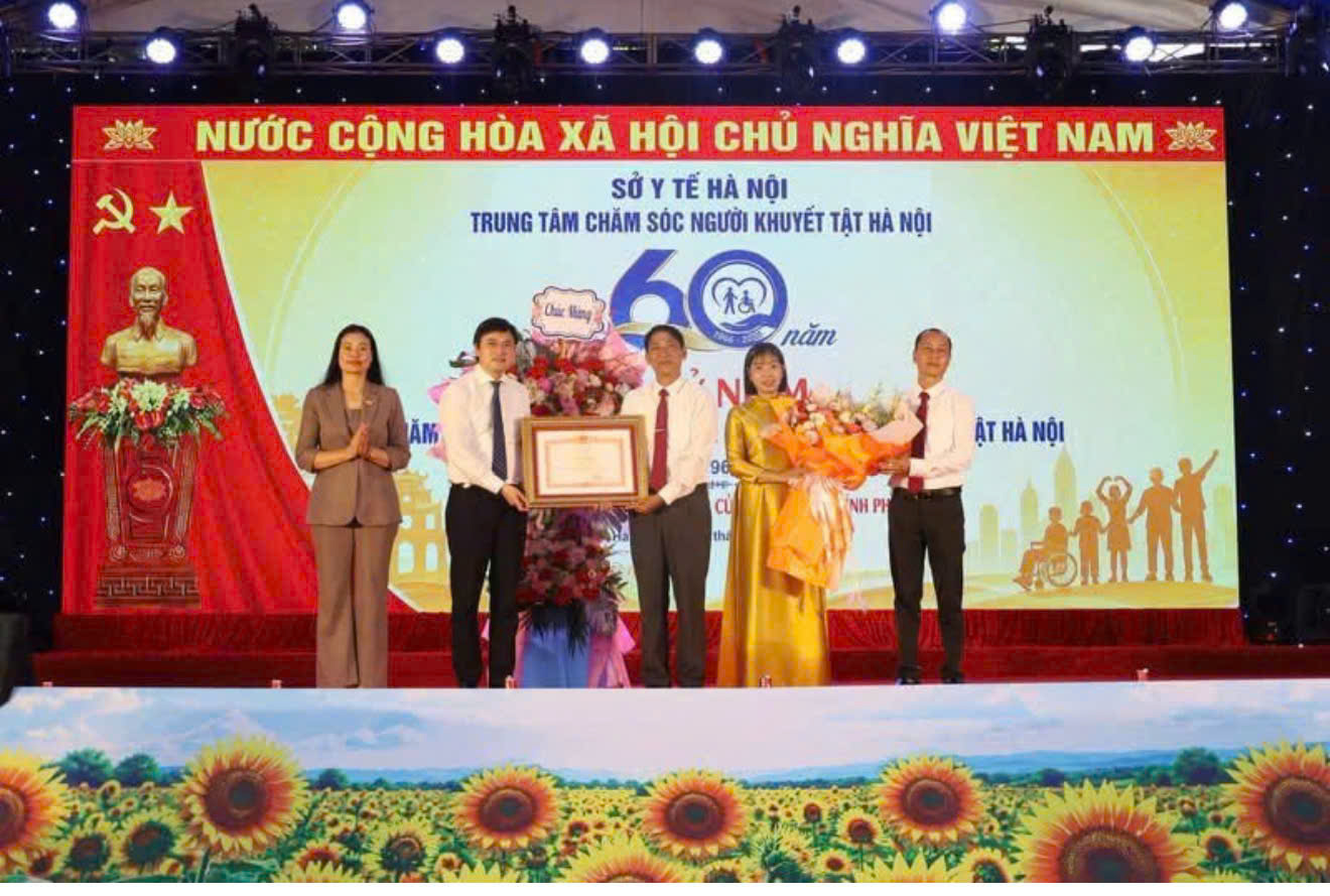 KỶ NIỆM 60 NĂM THÀNH LẬP VÀ ĐÓN NHẬN BẰNG KHEN CỦA THỦ TƯỚNG CHÍNH PHỦ