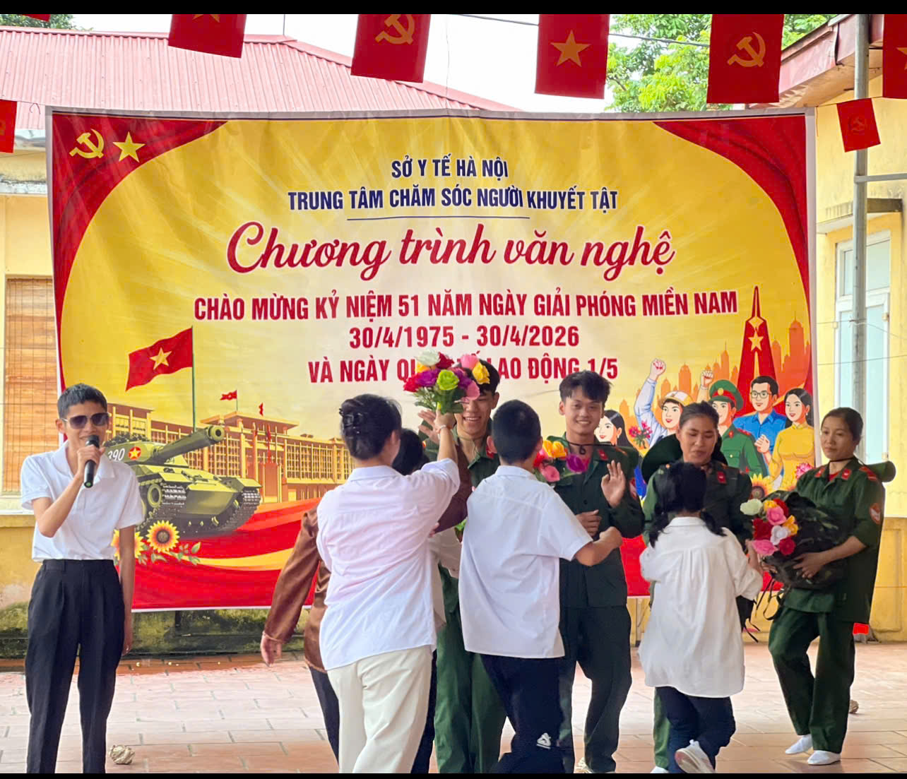 RỰC RỠ SẮC MÀU VĂN NGHỆ – LAN TỎA NIỀM TIN VÀ NGHỊ LỰC SỐNG