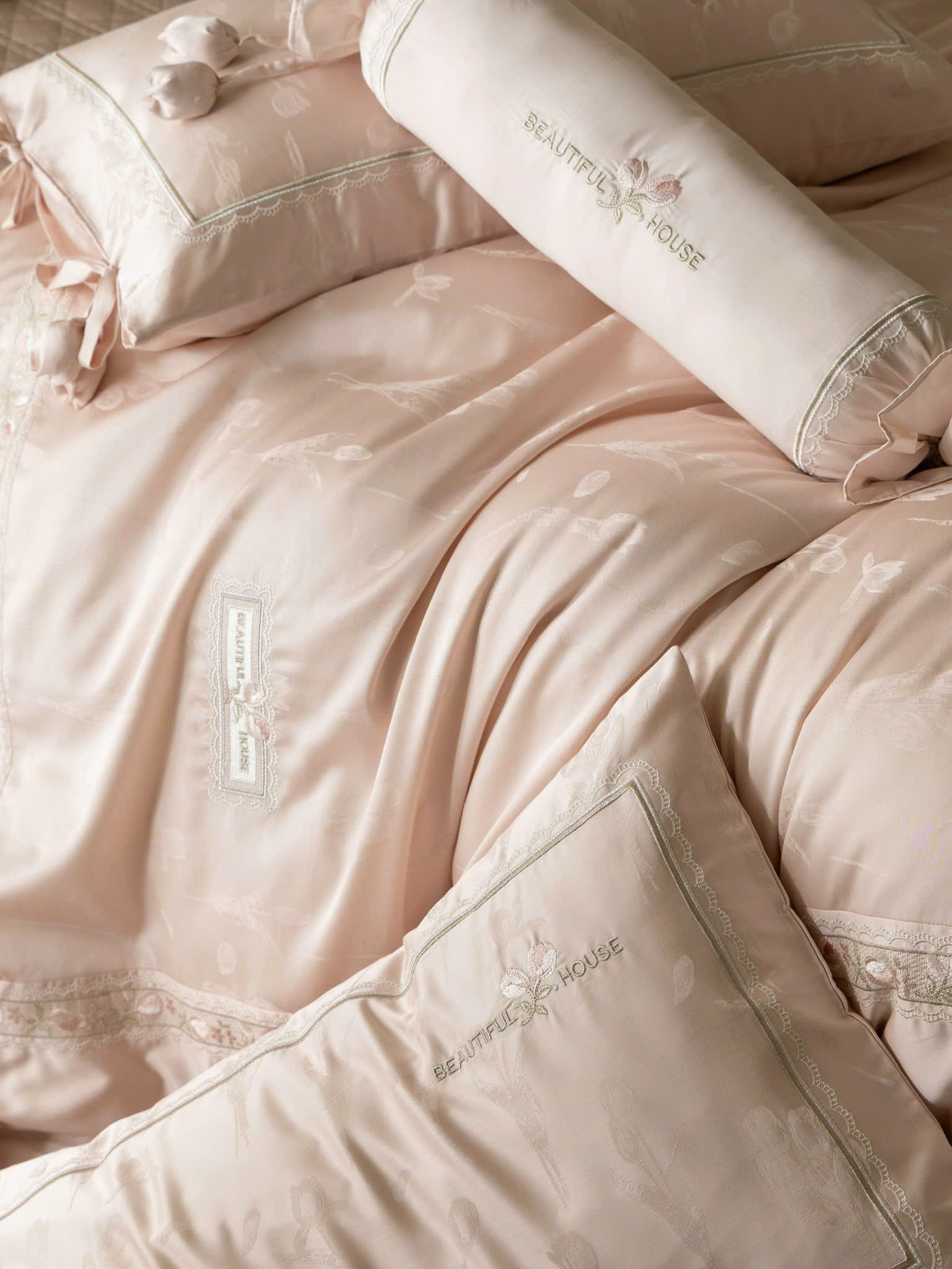 𝐇𝐎𝐔𝐒𝐄 𝐁𝐄𝐀𝐔𝐓𝐈𝐅𝐔𝐋 - 𝑇𝑒𝑛𝑐𝑒𝑙 𝑇ℎ𝑒̂𝑢 𝐻𝑜𝑎 𝑇𝑢𝑙𝑖𝑝