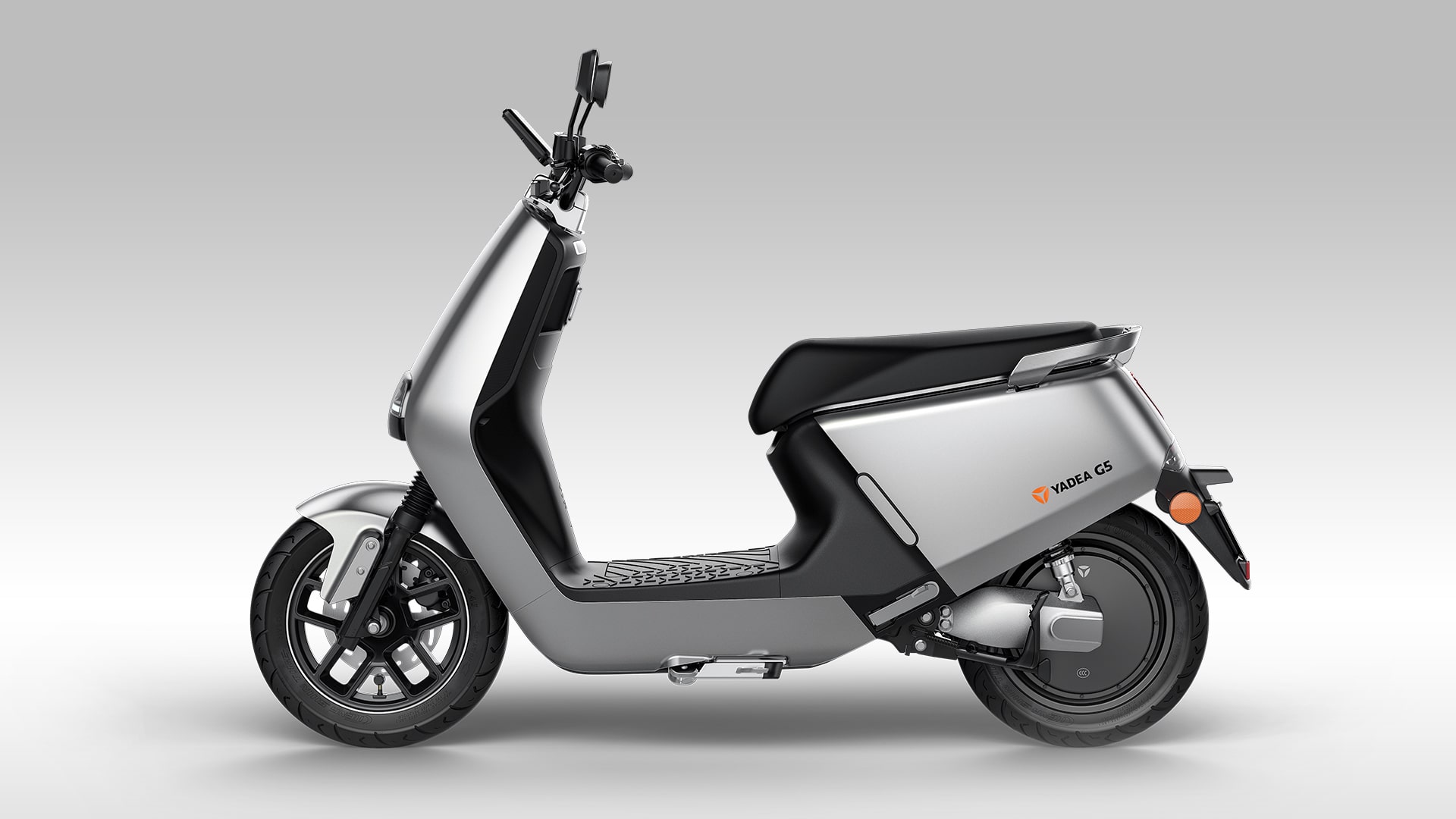 Xe máy điện YADEA G5