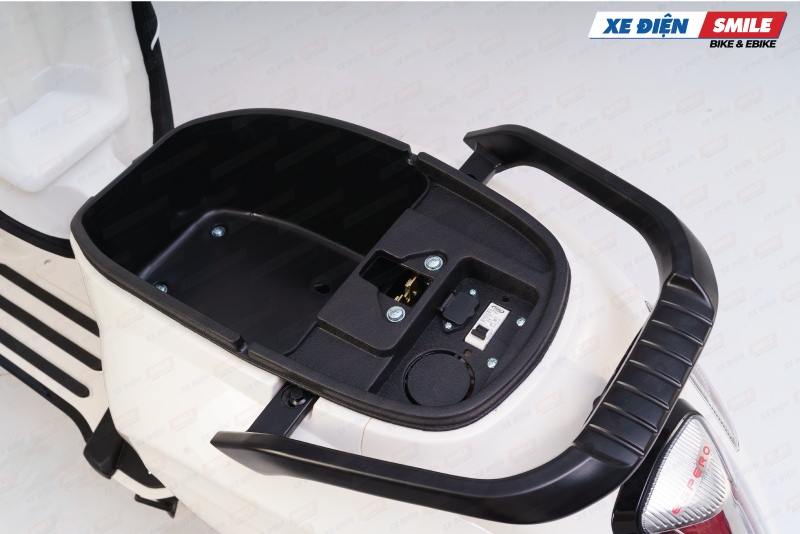 Cốp chứa đồ của xe rộng rãi