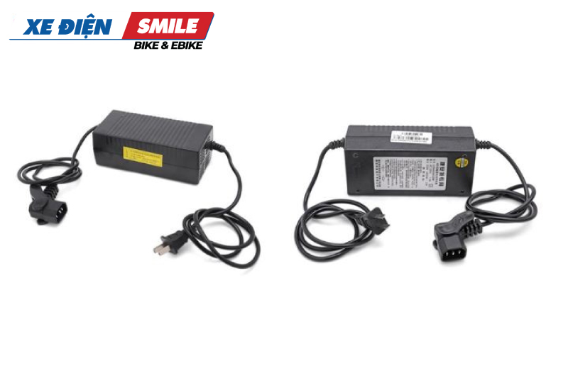 kiểm tra kỹ bộ sạc, dây sạc, đầu cắm để khoanh vùng nguyên nhân