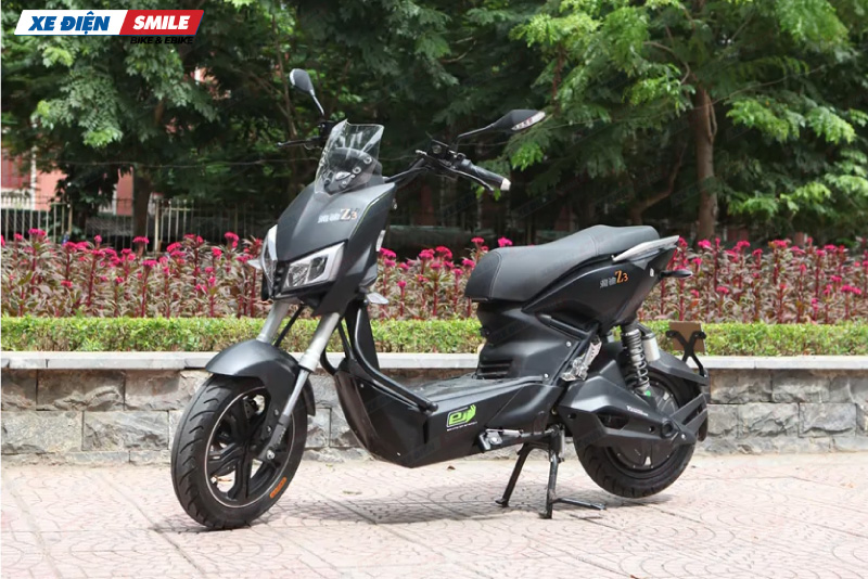 Yadea Z3 mang đậm chất thể thao, hầm hố