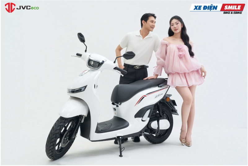 Xe máy điện JVC ZH được trang bị  công suất tối đa 2446W