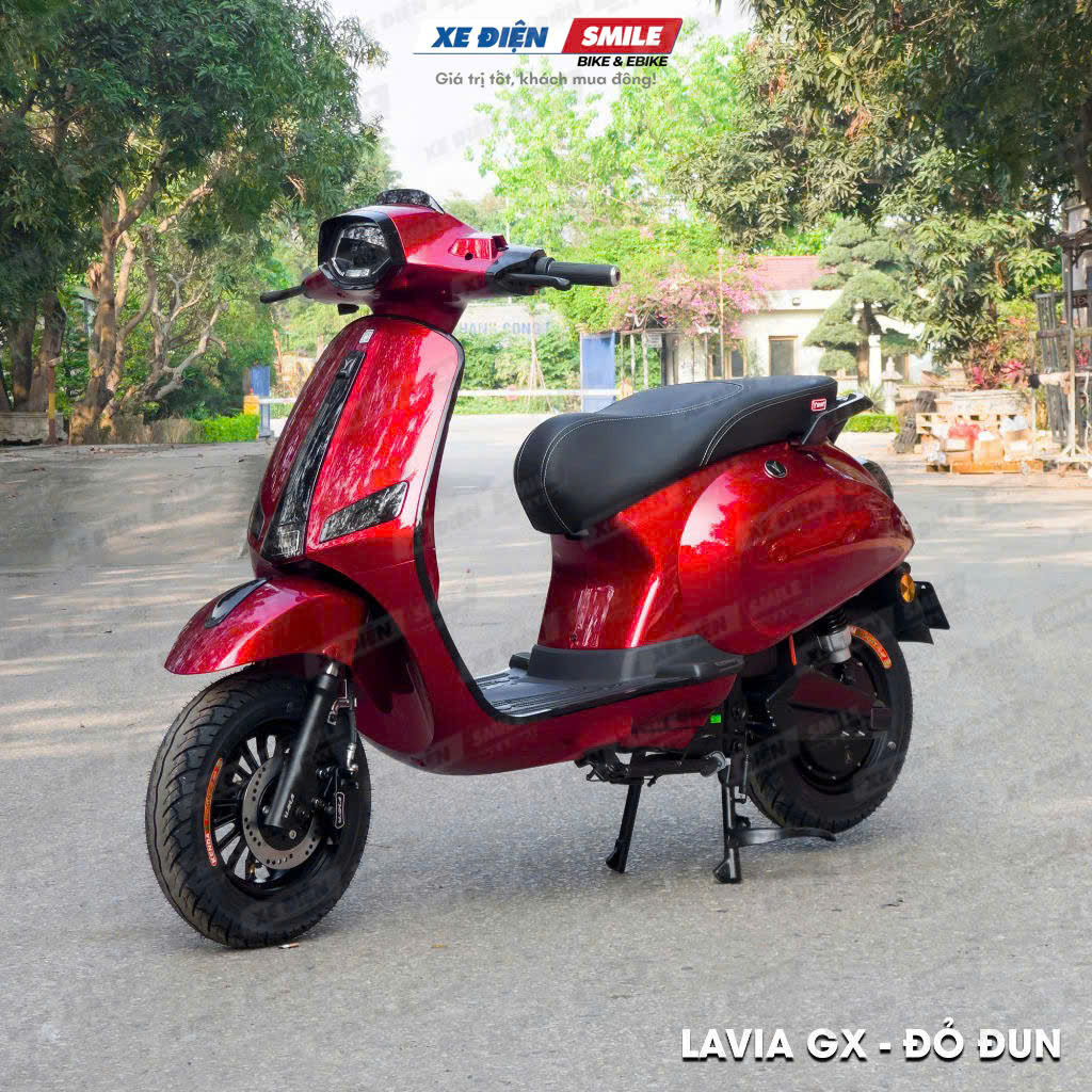 Hình ảnh xe máy điện Yaka Lavia GX 2025 màu đỏ