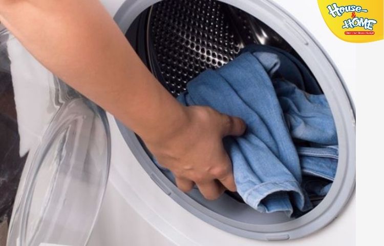 Chỉ nên sấy quần jean ở nhiệt độ thấp