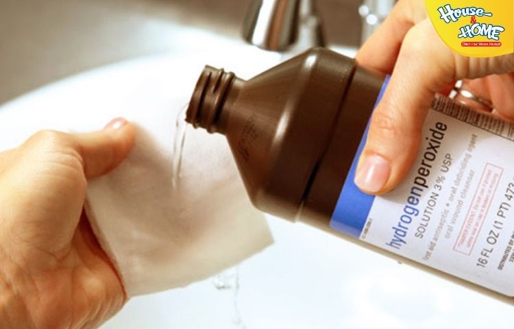 Tẩy quần áo màu bằng oxy già