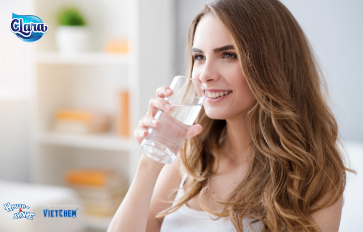 Uống đủ nước mỗi ngày đem lại nhiều lợi ích cho sức khoẻ
