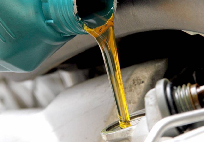 Xe tay ga bao lâu thay nhớt 1 lần: Tất cả những gì bạn cần biết