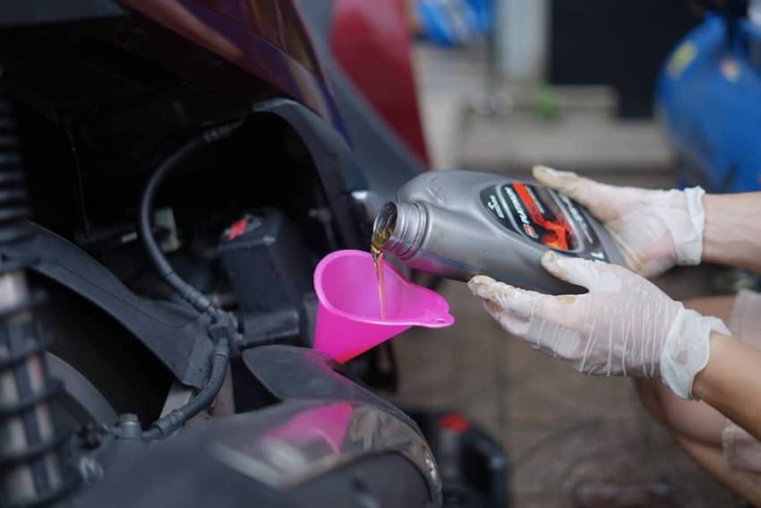  địa chỉ thay nhớt xe vespa uy tín