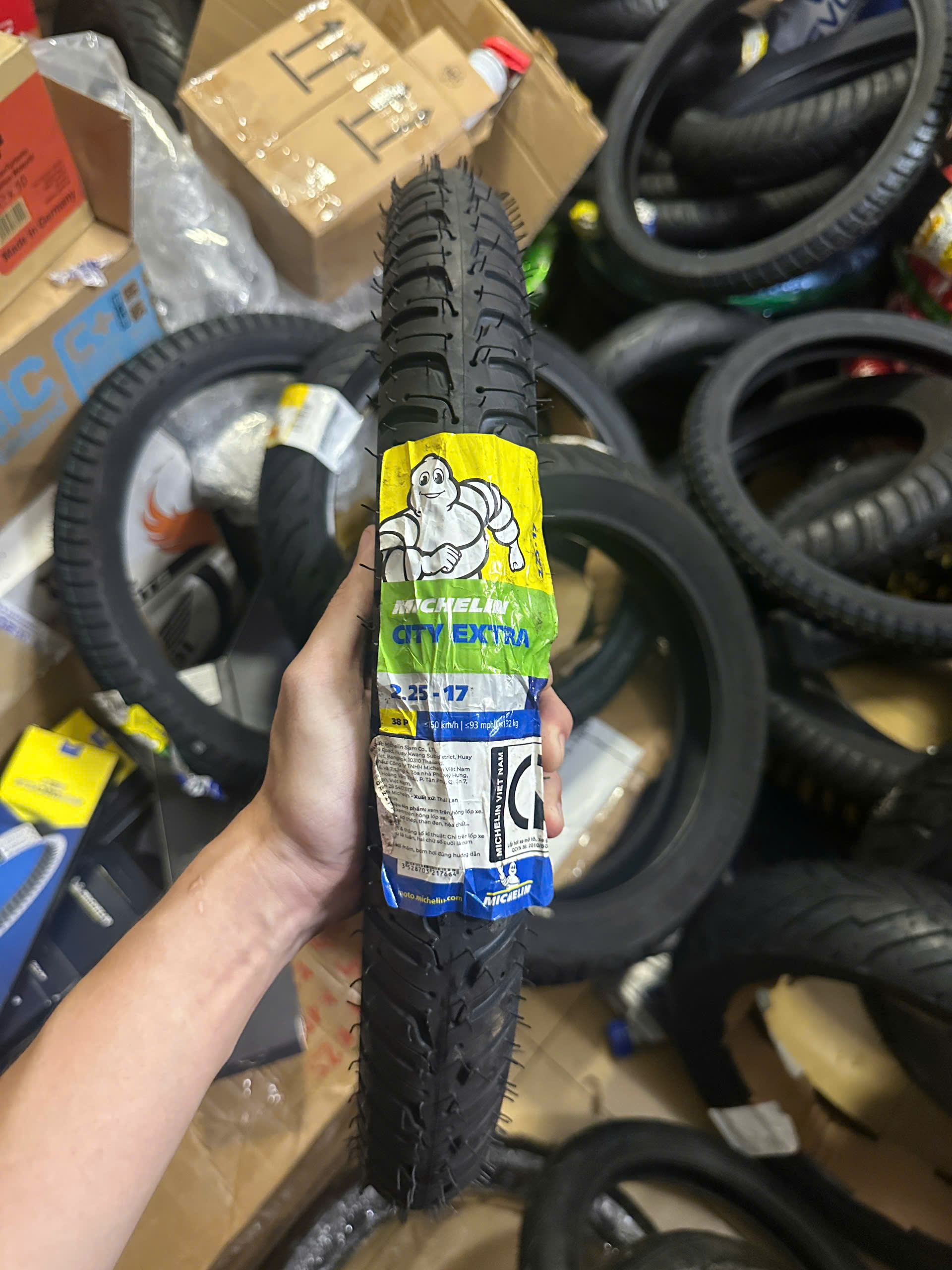 Vỏ xe số/ côn tay Michelin City Extra 2.25- 17