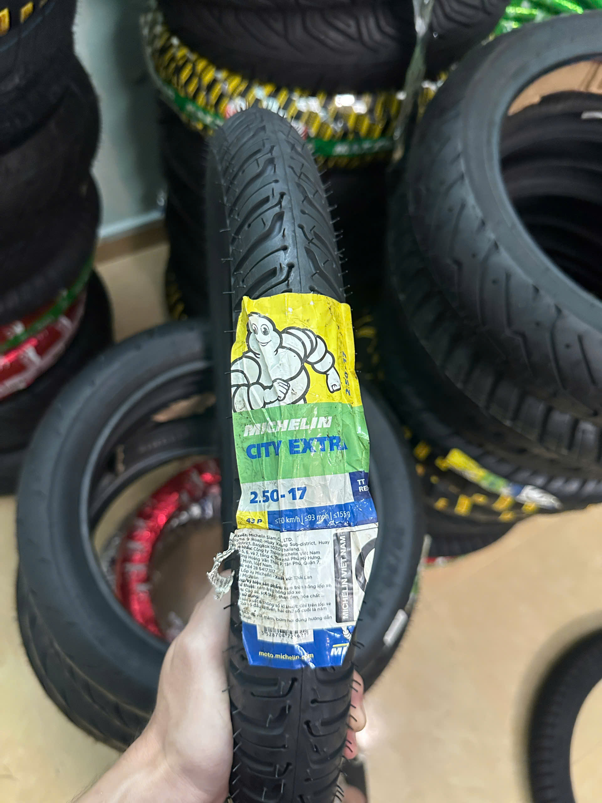 Vỏ xe số/ côn tay Michelin City Extra 2.5- 17