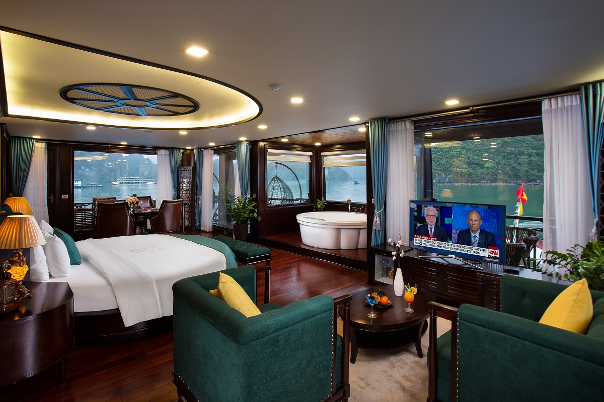 Luxuskreuzfahrt Vietnam: La Regina Legend – Die 5-Sterne-Königin der Lan Ha Bucht 23 qeen regent suite 2