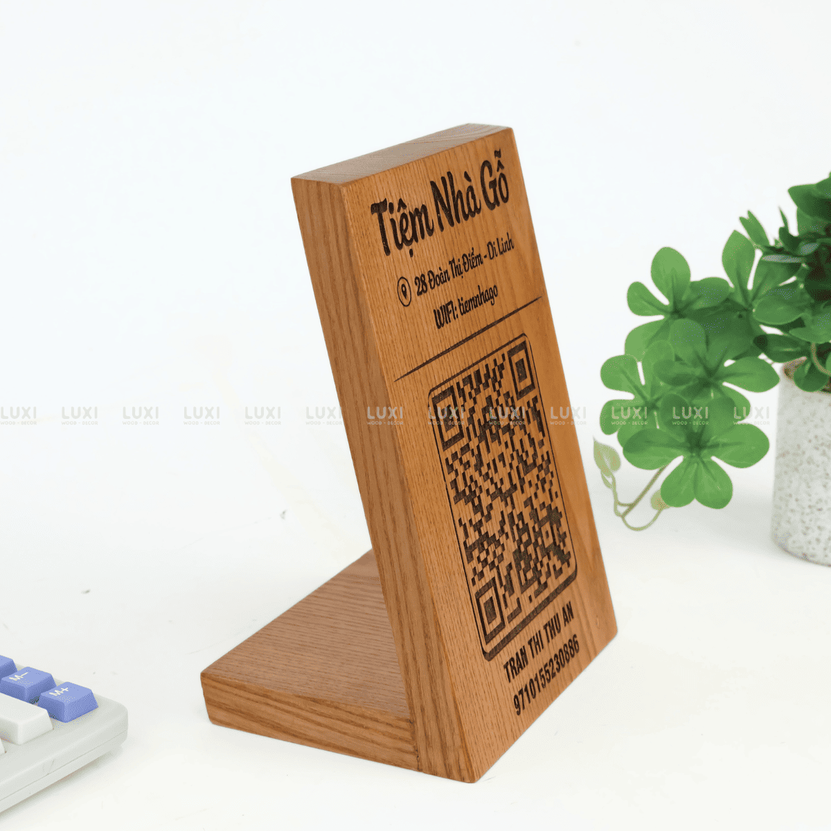 BẢNG QUÉT MÃ QR CHỮ L - MIỄN PHÍ KHẮC LASER VÀ IN UV