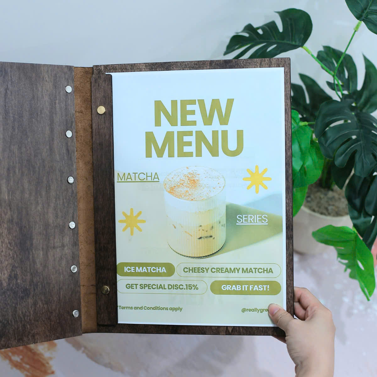 Menu Gỗ Vít Đồng Kết Hợp Da Bò - Luxi Decor