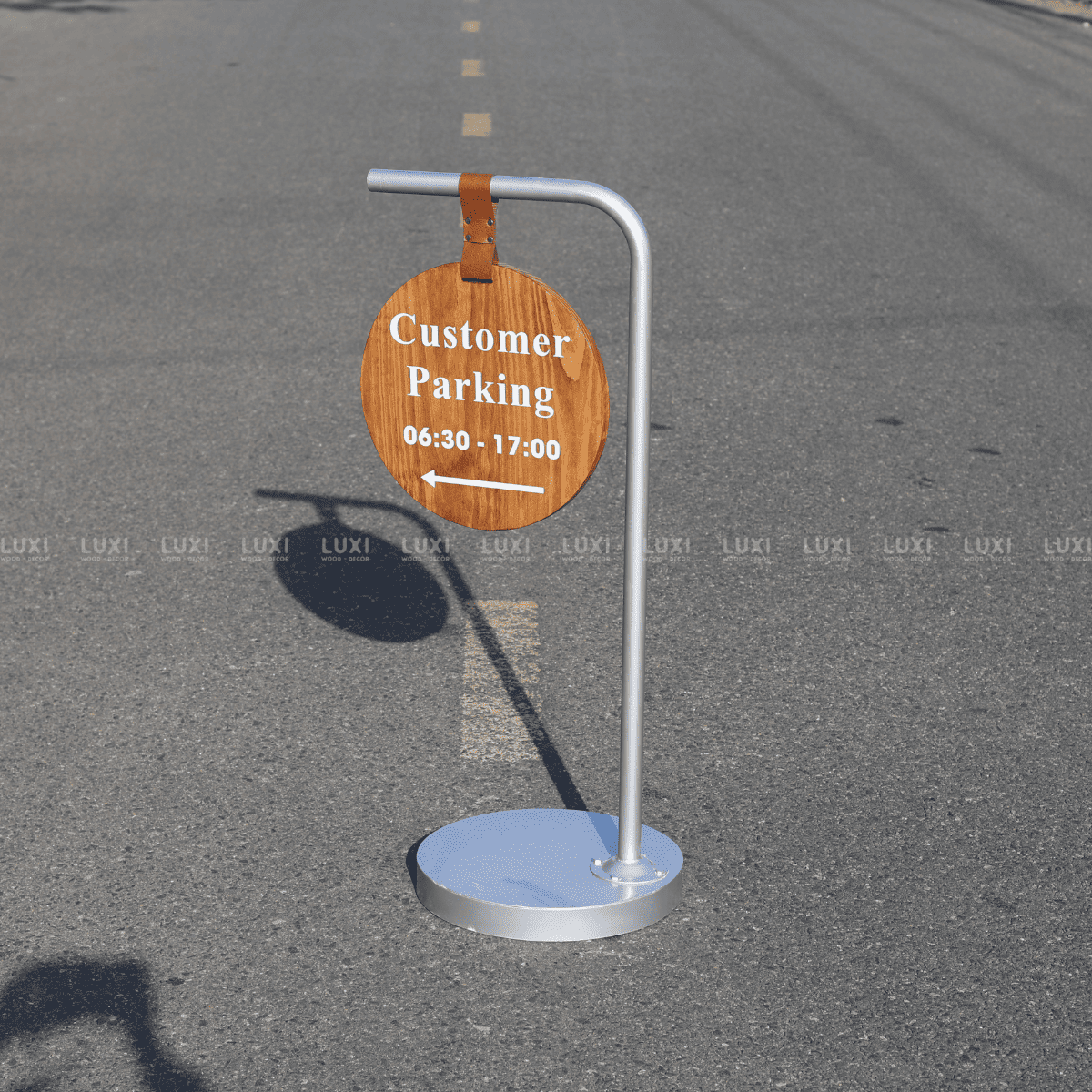 STANDEE SẮT CHỮ L NGƯỢC DECOR NHÀ HÀNG, QUÁN CÀ PHÊ - LUXI DECOR