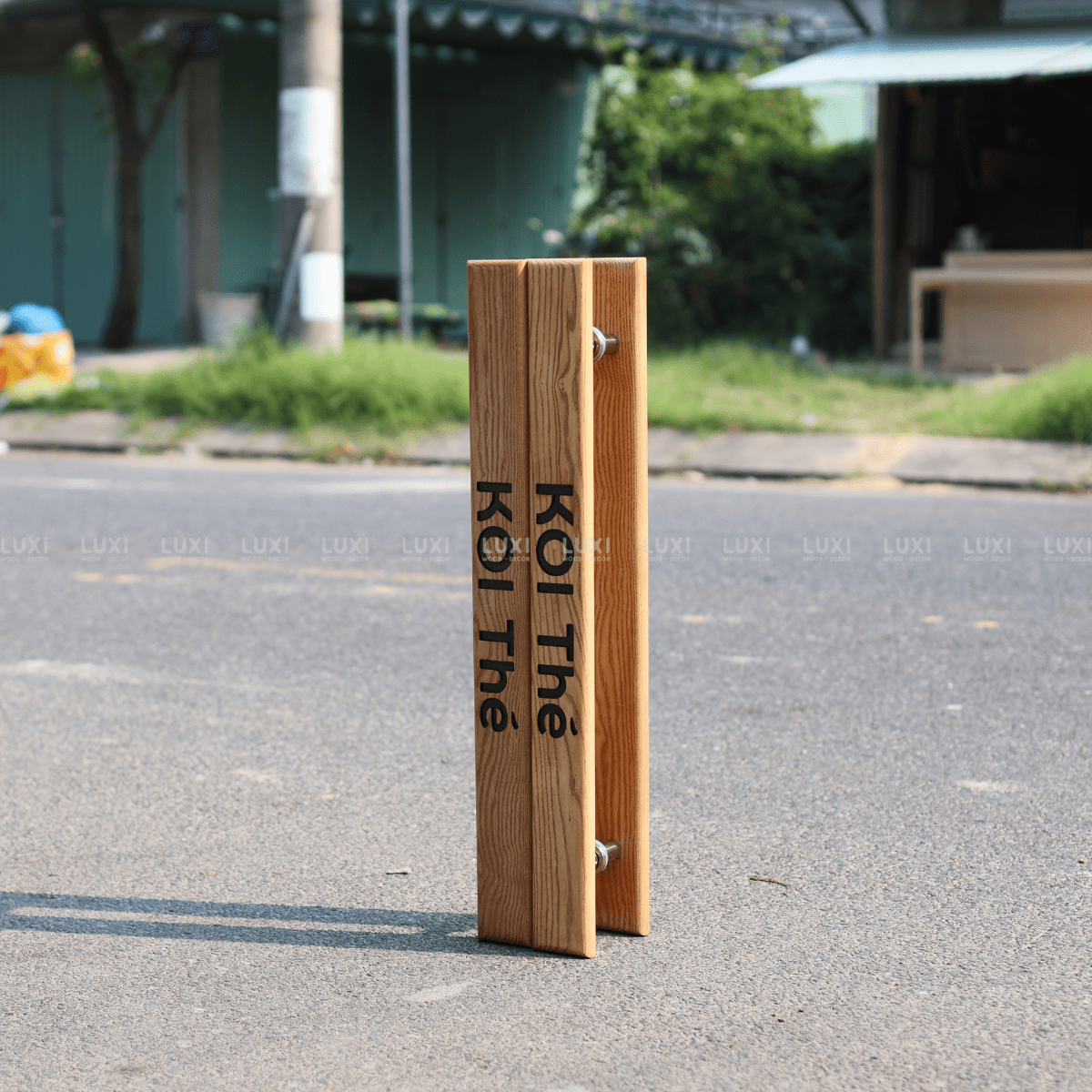 TAY NẮM CỬA KHẮC LASER NỘI DUNG - LUXI DECOR