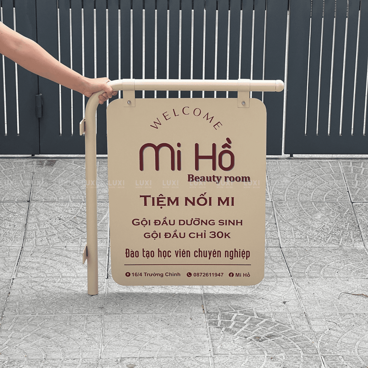 BẢNG HIỆU SẮT TREO - LUXI DECOR.