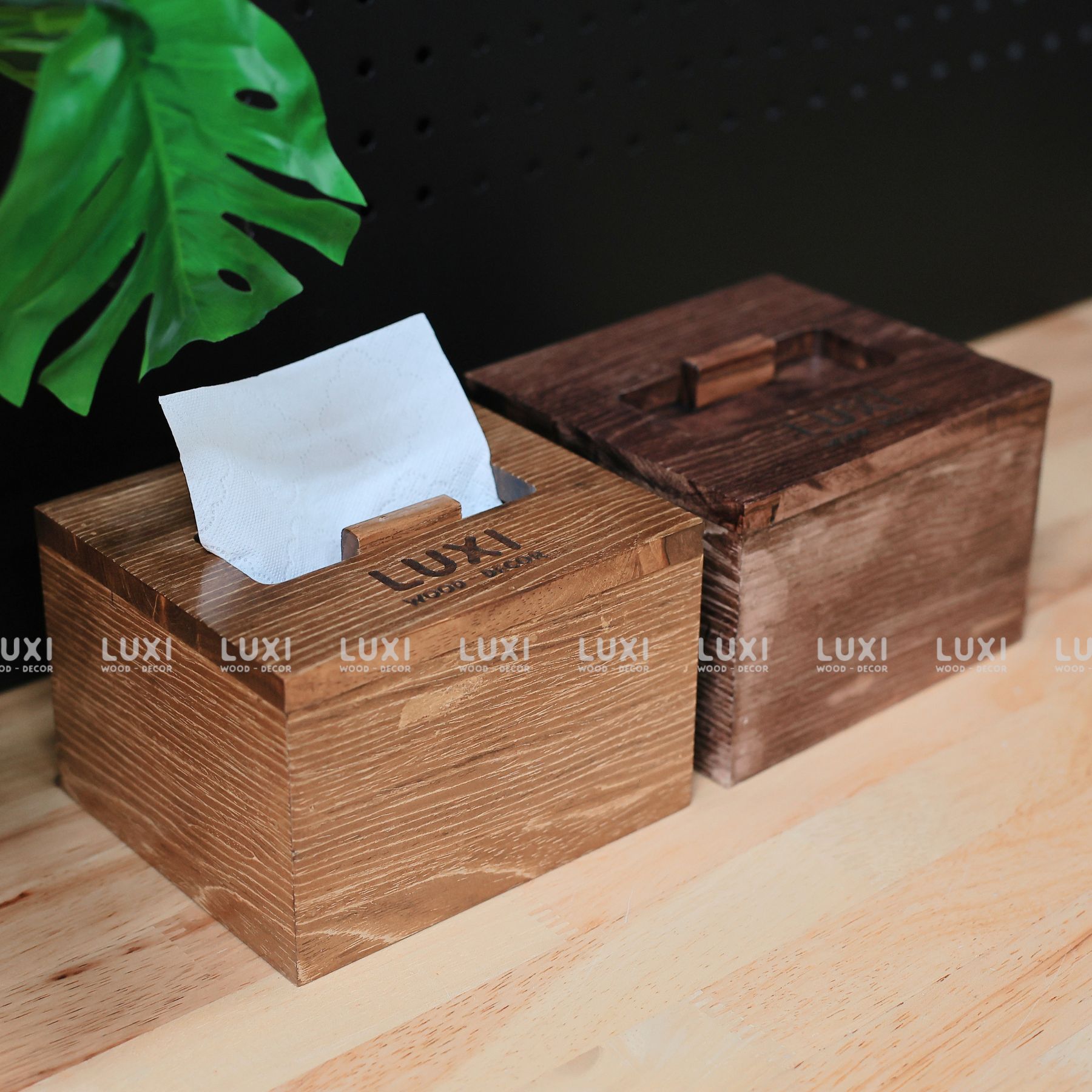 HỘP GỖ ĐỰNG GIẤY HÌNH VUÔNG ĐÁY TRƯỢT – NHỎ GỌN NHƯNG ĐẦY TINH TẾ