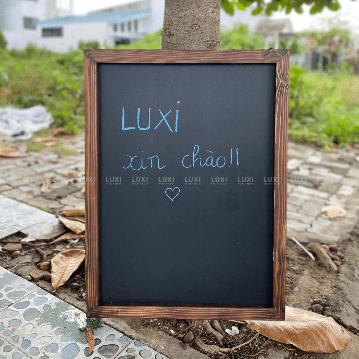 BẢNG DÙNG NGOÀI TRỜI (KHÔNG KÈM THEO KỆ ĐỰNG) - LUXI DECOR