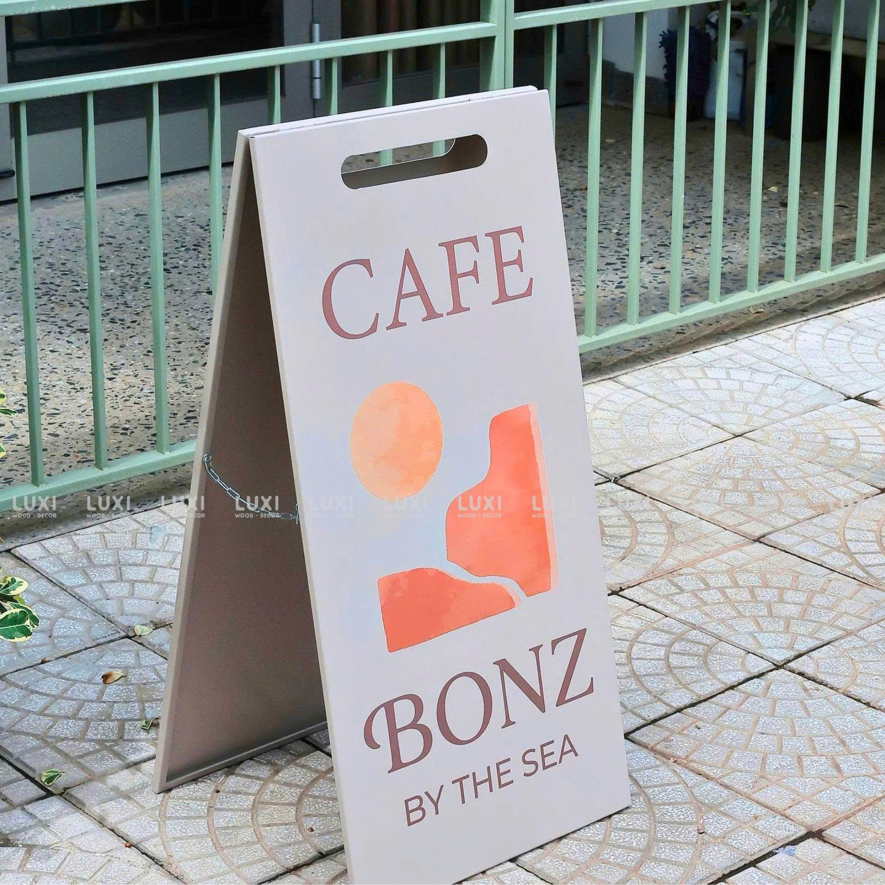 STANDEE SẮT CHỮ A GẬP DECOR NHÀ HÀNG, QUÁN CÀ PHÊ - LUXI DECOR