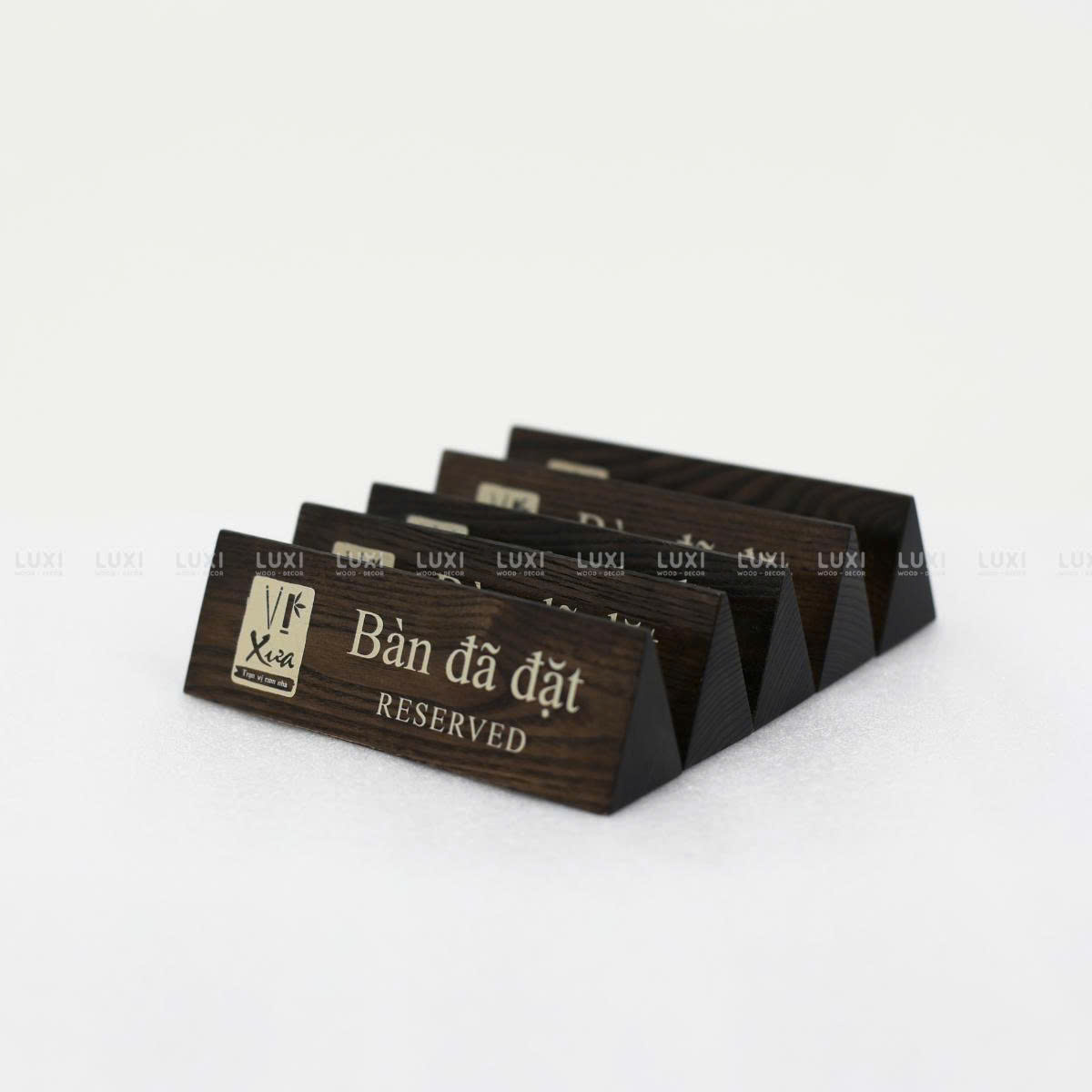 Bảng Gỗ Sồi Tam Giác Để Bàn Khắc Hoặc In UV 2 Mặt Reserved - Bàn Đã Đặt