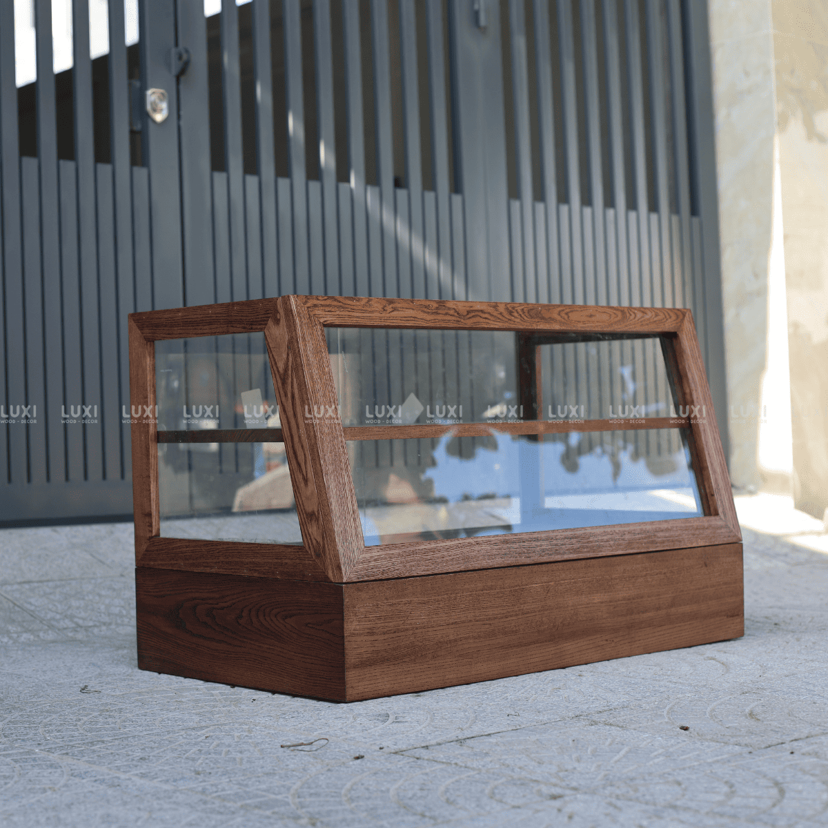 TỦ BÁNH MÌ KT: 88X56CM - LUXI DECOR