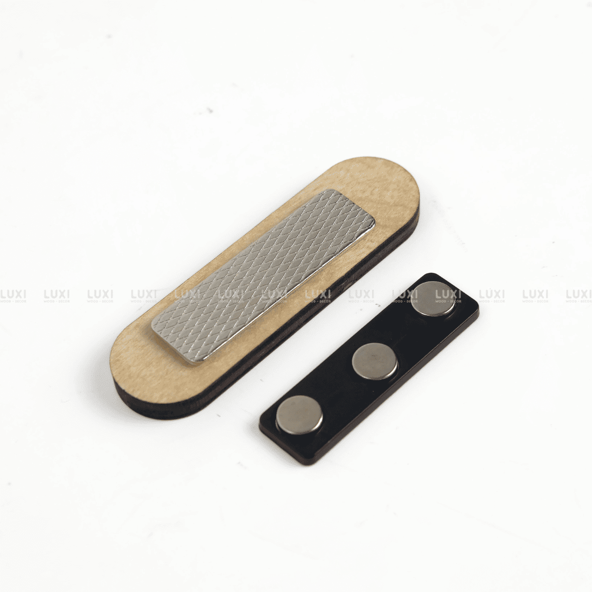 BẢNG TÊN NHÂN VIÊN GỖ NAM CHÂM - LUXI DECOR