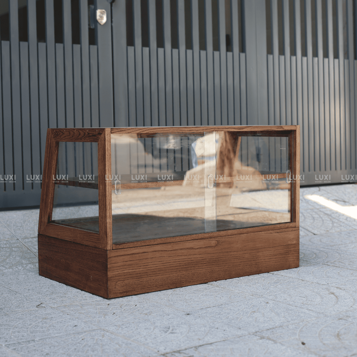 TỦ BÁNH MÌ KT: 88X56CM - LUXI DECOR