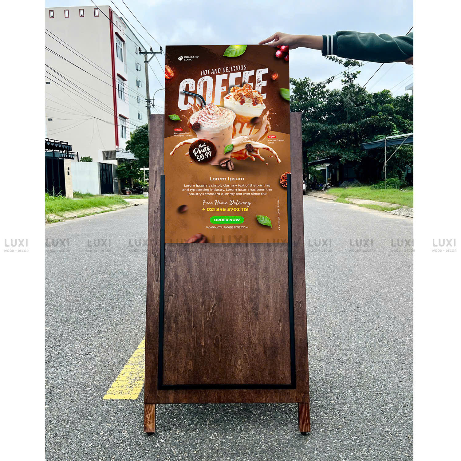 Standee Gỗ Mặt Mica - In Logo Theo Nội Dung Yêu Cầu - Luxi Decor