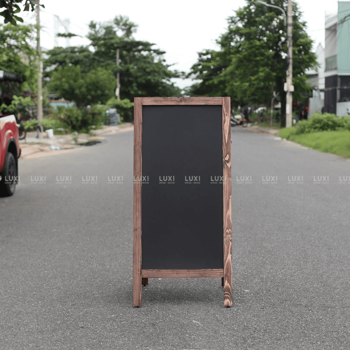 STANDEE BẢNG ĐEN - LUXI DECOR