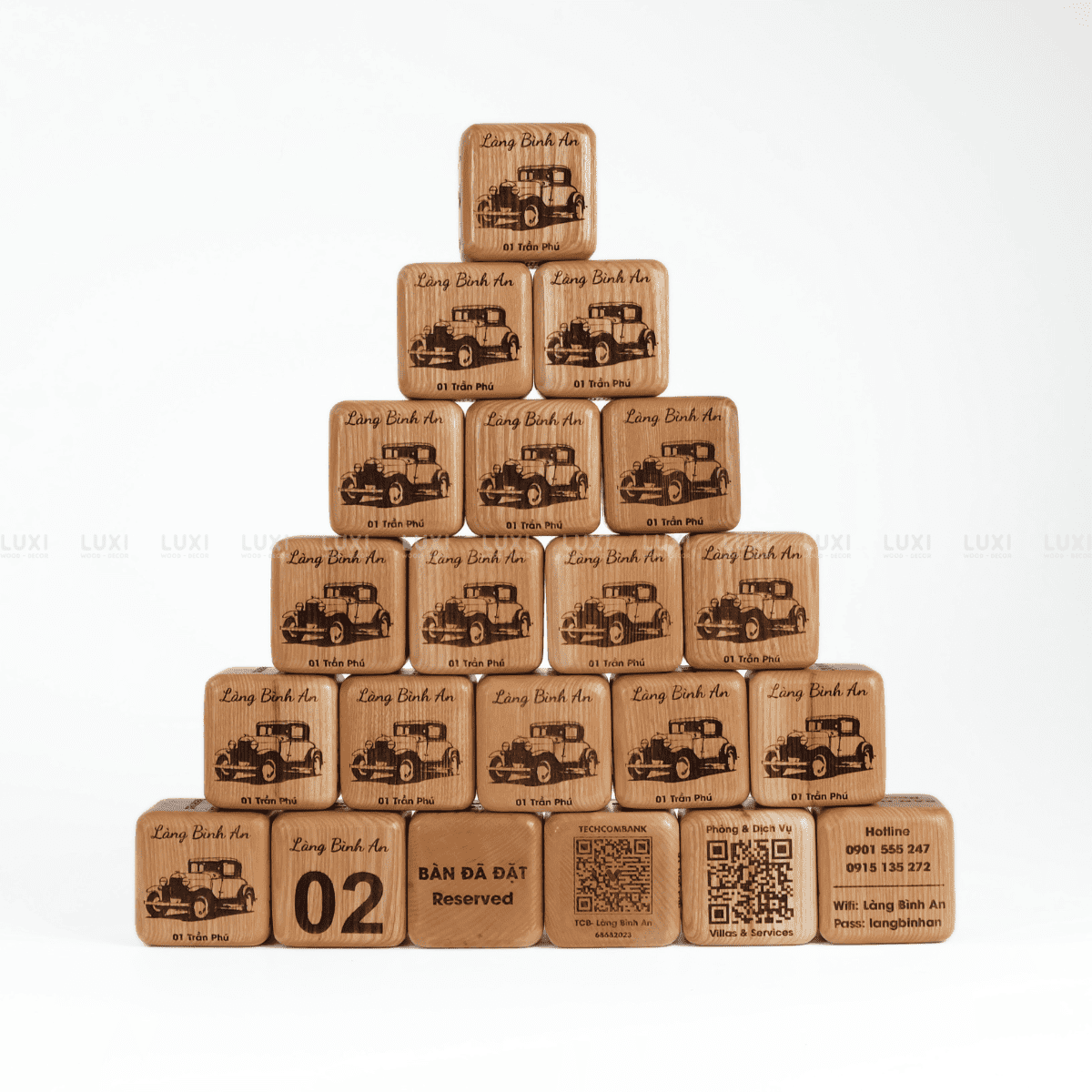 THẺ BÀN HÌNH LẬP PHƯƠNG CHẤT LIỆU GỖ DÀY DẶN, DECOR QUÁN COFFEE, NHÀ HÀNG (KT: 7X7CM)