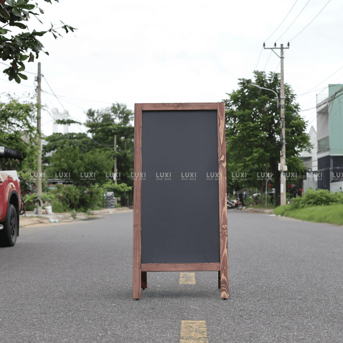 STANDEE BẢNG ĐEN - LUXI DECOR