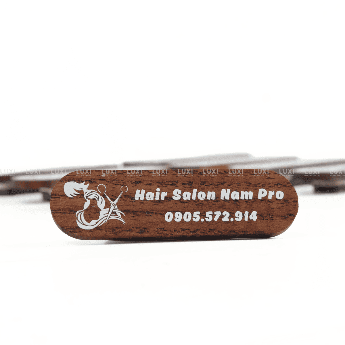 BẢNG TÊN NHÂN VIÊN GỖ NAM CHÂM - LUXI DECOR