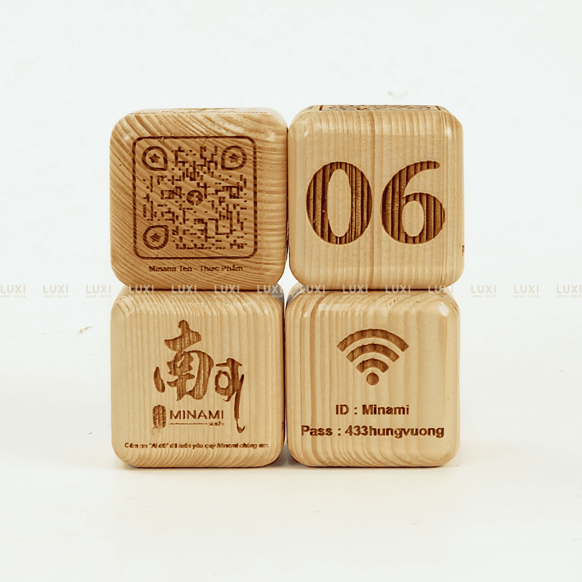 THẺ BÀN HÌNH LẬP PHƯƠNG CHẤT LIỆU GỖ DÀY DẶN, DECOR QUÁN COFFEE, NHÀ HÀNG (KT: 7X7CM)