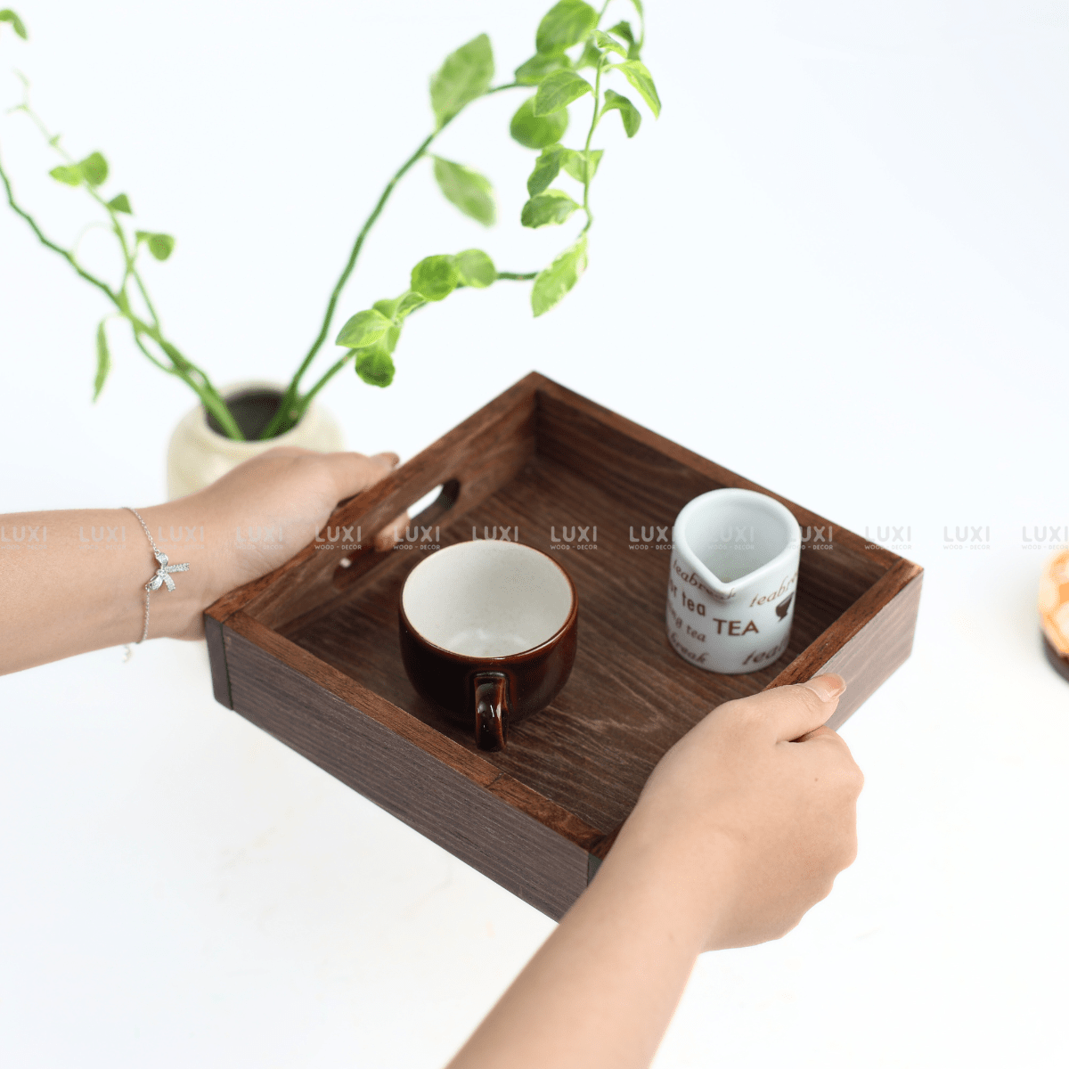 KHAY GỖ HÌNH VUÔNG - LUXI DECOR