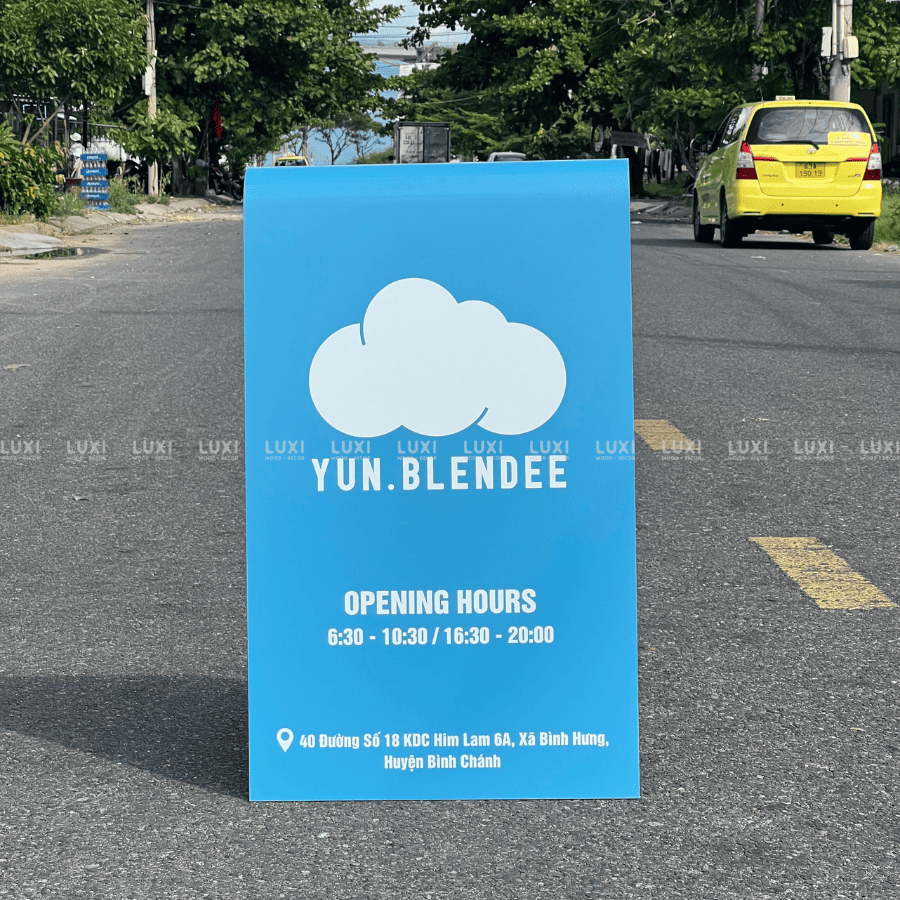 STANDEE SẮT CHỮ V NGƯỢC IN UV DECOR NHÀ HÀNG, QUÁN CÀ PHÊ - LUXI DECOR