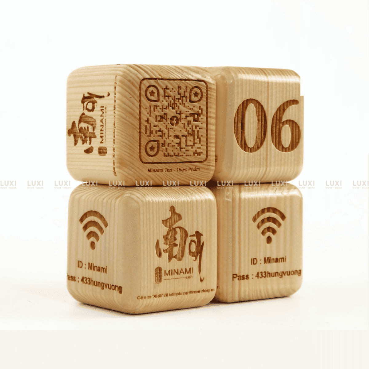 THẺ BÀN HÌNH LẬP PHƯƠNG CHẤT LIỆU GỖ DÀY DẶN, DECOR QUÁN COFFEE, NHÀ HÀNG (KT: 7X7CM)