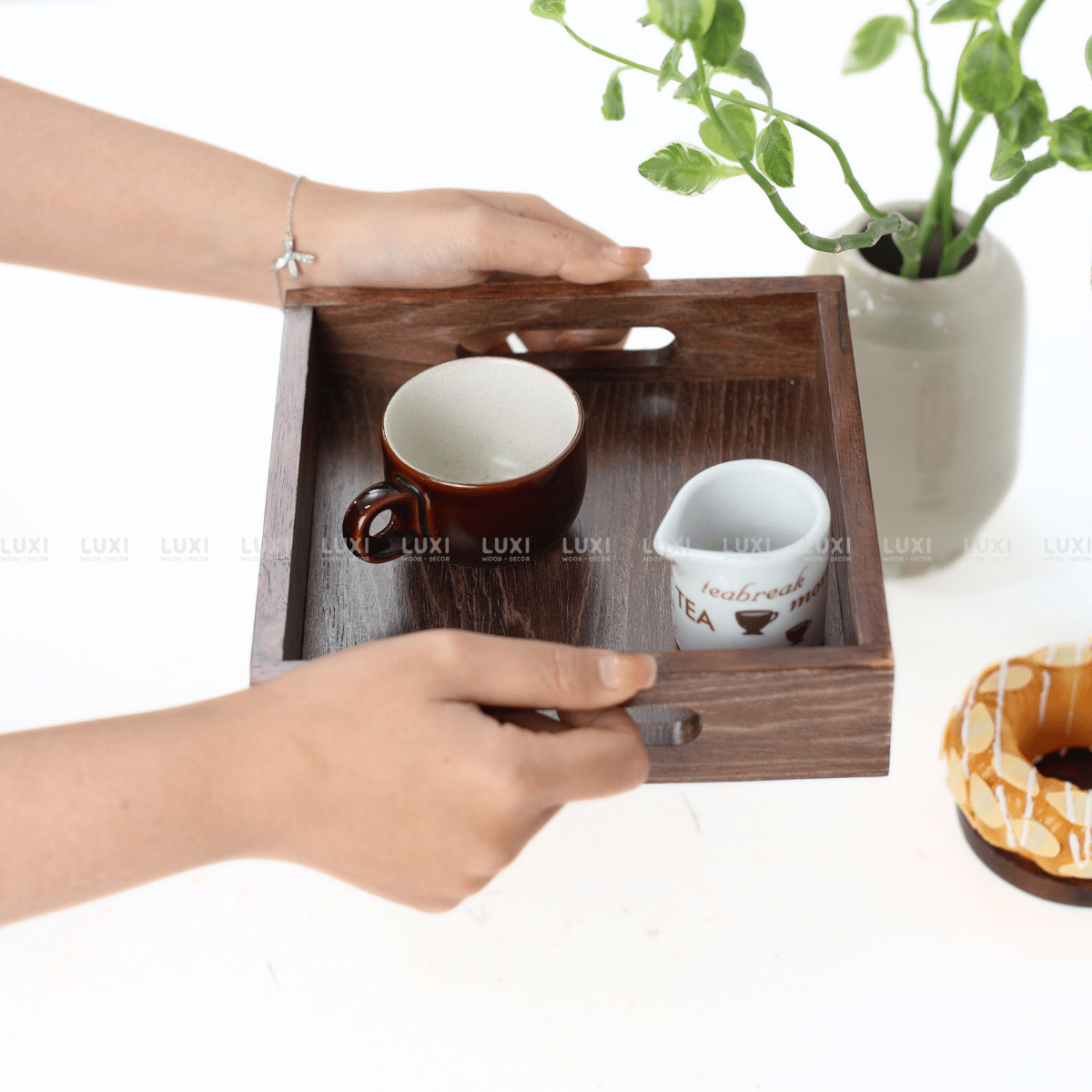 KHAY GỖ HÌNH VUÔNG - LUXI DECOR