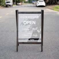 STANDEE MICA SANG TRỌNG, CHẤT LIỆU MICA ĐÀI LOAN DÀY DẶN, BỀN ĐẸP - LUXI DECOR