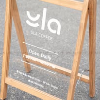 STANDEE MICA SANG TRỌNG, CHẤT LIỆU MICA ĐÀI LOAN DÀY DẶN, BỀN ĐẸP - LUXI DECOR