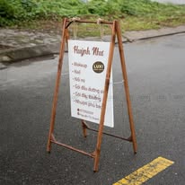 STANDEE QUAI DA IN THEO YÊU CẦU - LUXI DECOR