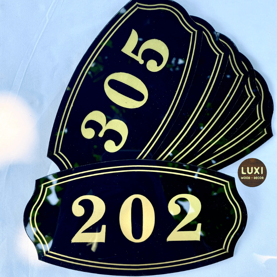 BẢNG, BIỂN SỐ PHÒNG KHÁCH SẠN, MẪU SANG TRỌNG, LỊCH SỰ – LUXI DECOR