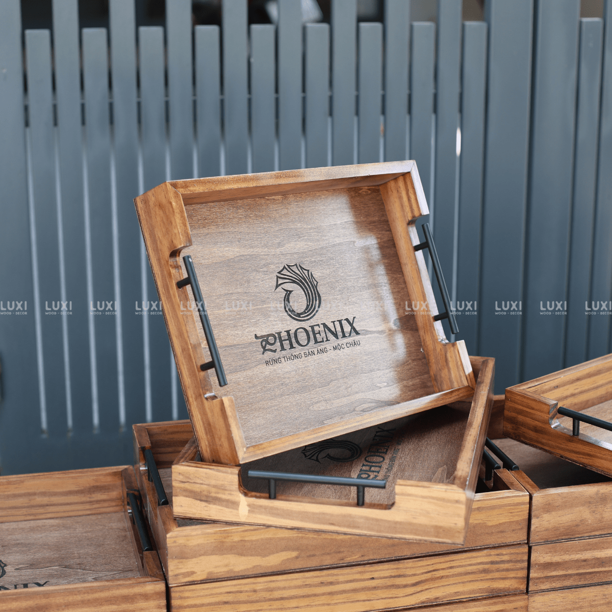 KHAY GỖ TAY CẦM KIM LOẠI - LUXI DECOR