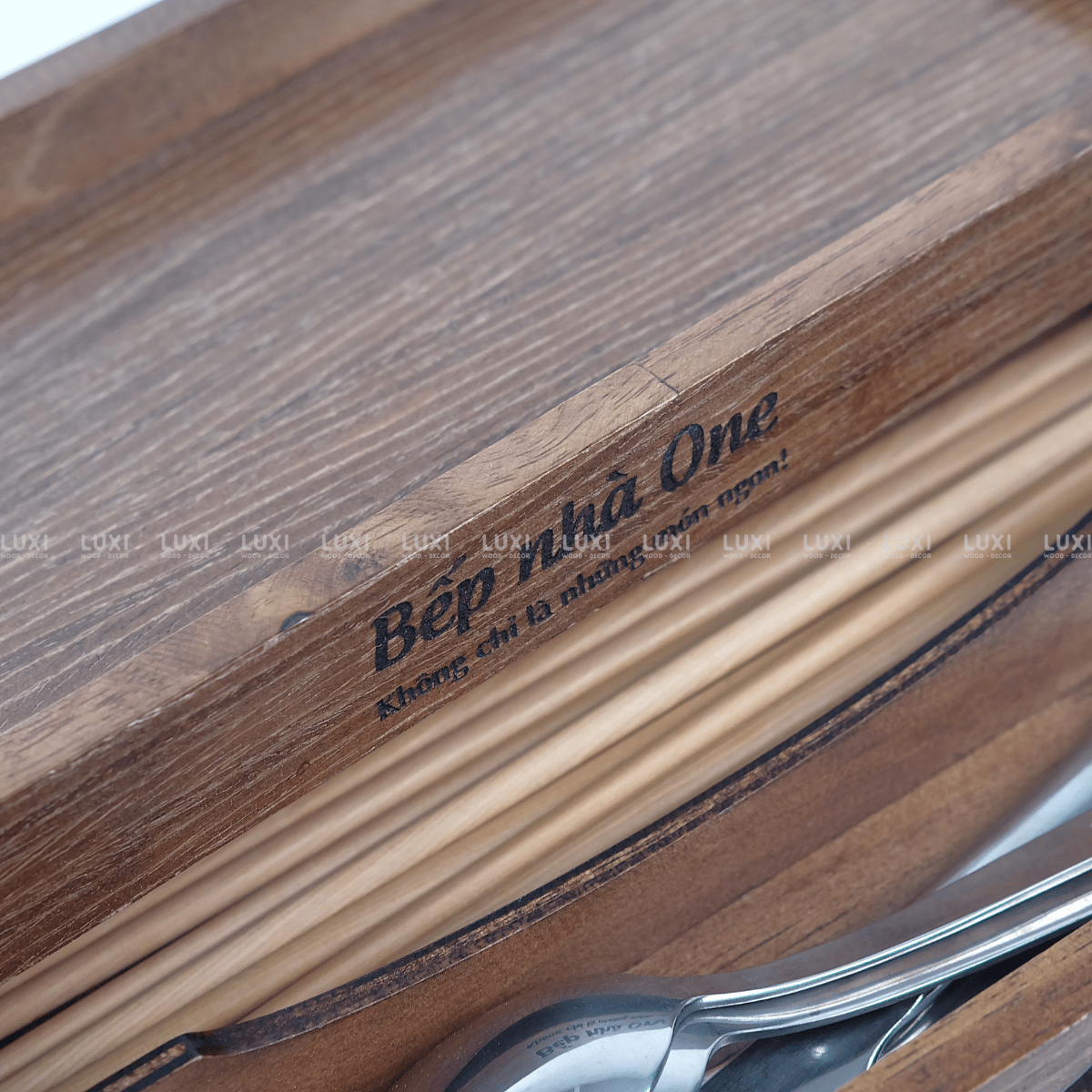 HỘP ĐỰNG ĐŨA GỖ 2 NGĂN - LUXI DECOR