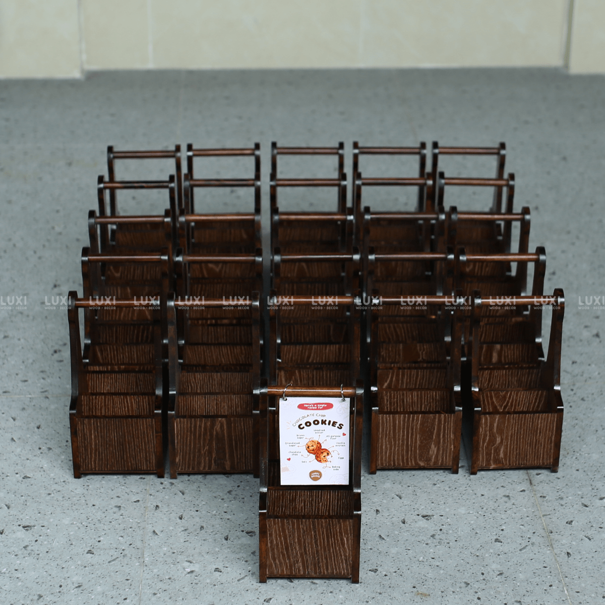 KHAY GIA VỊ TÍCH HỢP STANDEE - LUXI DECOR