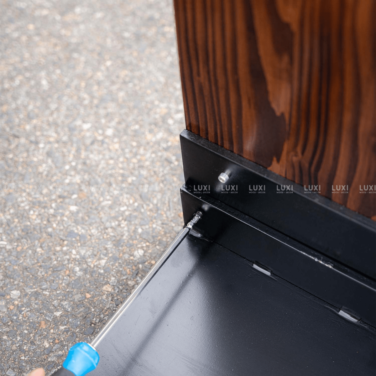 STANDEE SẮT CẮM ĐỰNG ĐẾ IN 1 MẶT -  DECOR NHÀ HÀNG, QUÁN CÀ PHÊ - LUXI DECOR