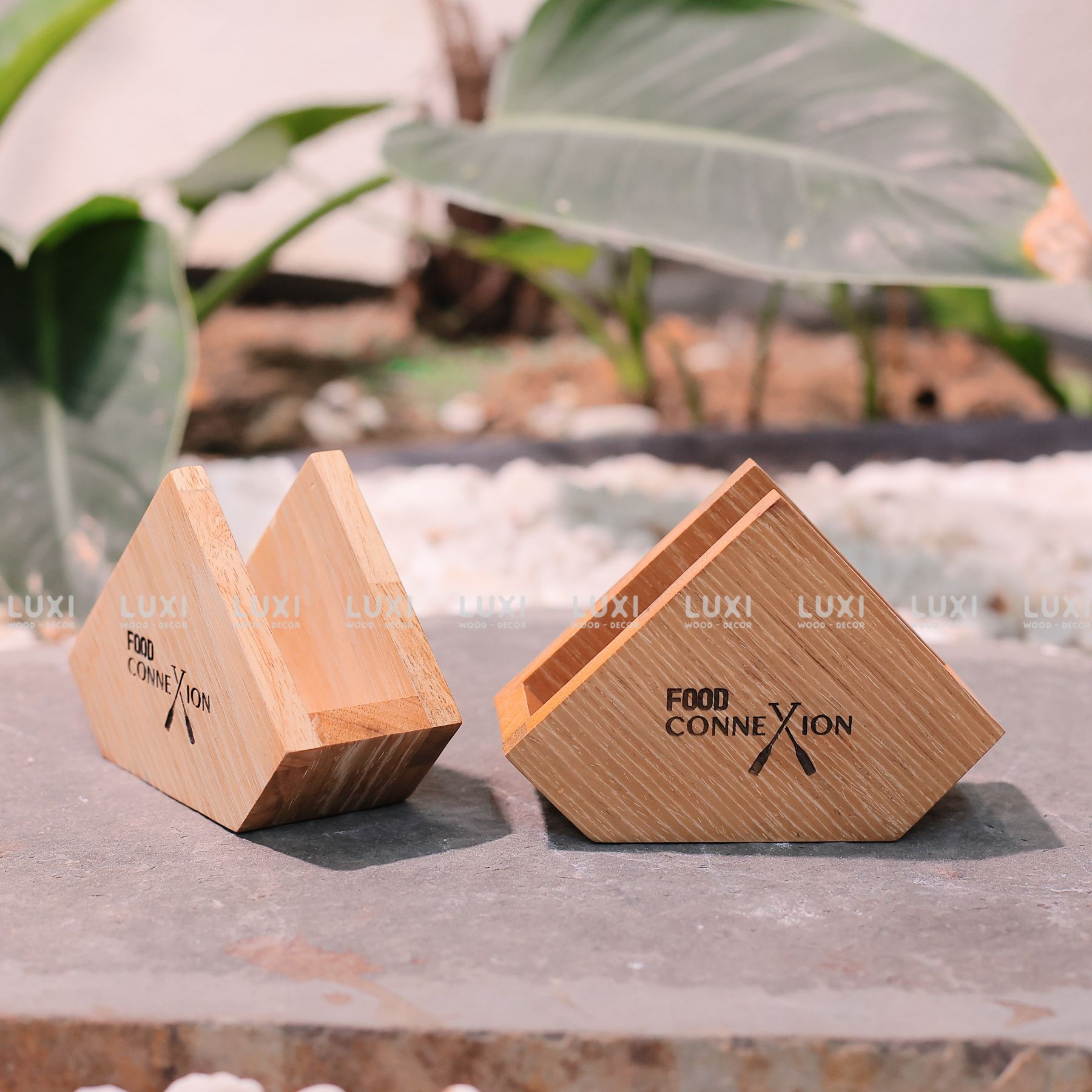 Kệ Đựng Giấy Gỗ - Khắc Logo Theo Yêu Cầu - LUXI DECOR