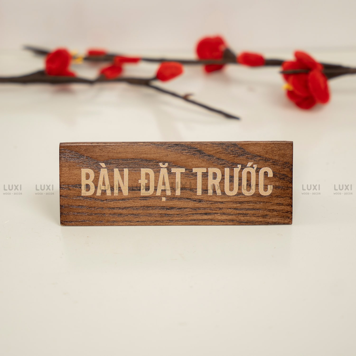 BÀN ĐÃ ĐẶT - RESERVED TAM GIÁC - LUXI DECOR