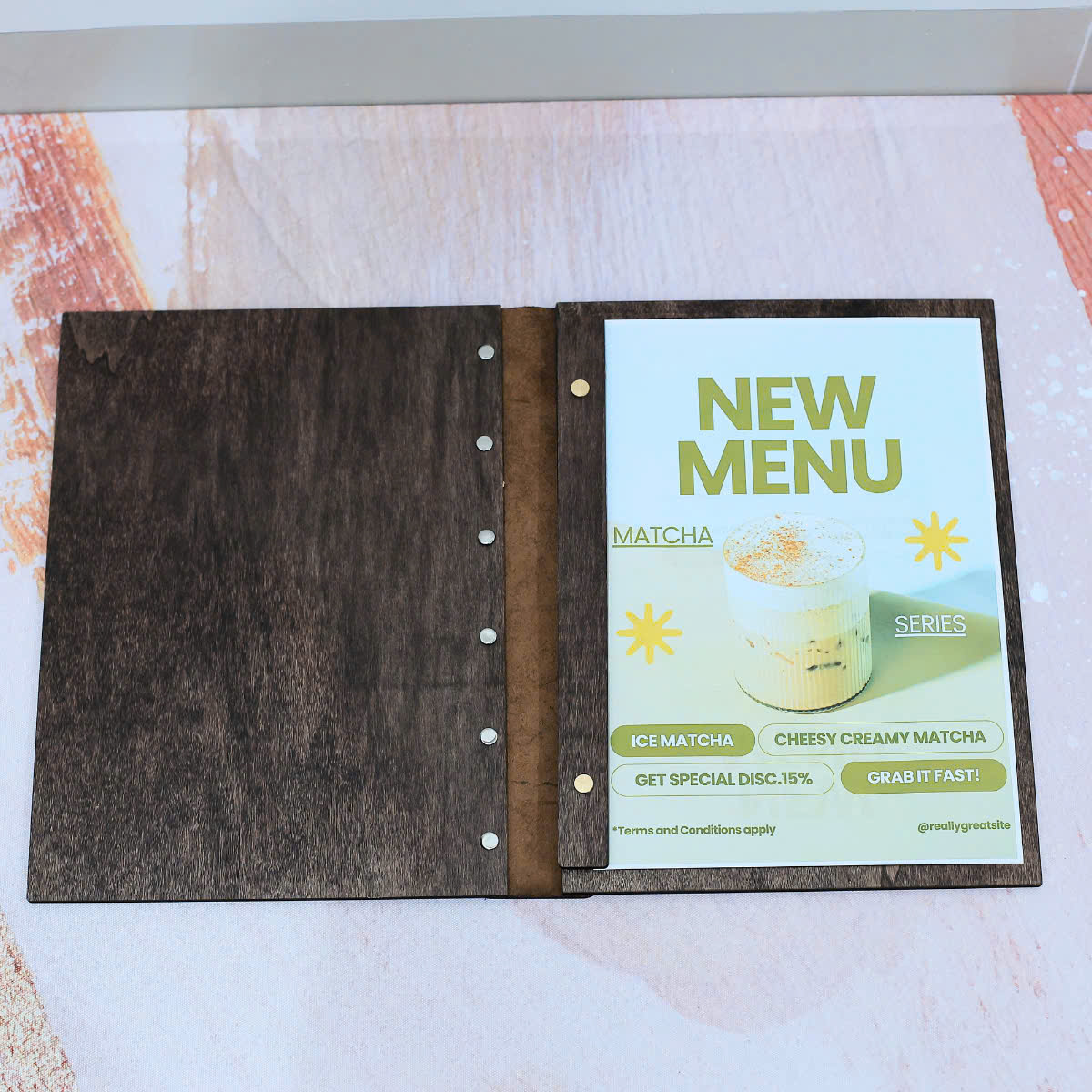 Menu Gỗ Vít Đồng Kết Hợp Da Bò - Luxi Decor